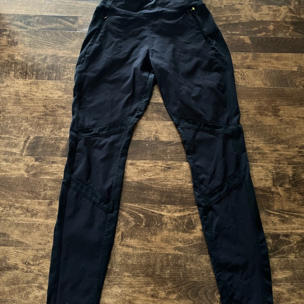 Athleta Black Straight high-line hybrid summiter fitted Pants